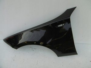 BMW 1 E87 E88 E82 04-11 BŁOTNIK LEWY PRZÓD PRZEDNI