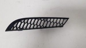 AUDI RS6 C7 KRATKA LEWA ZDERZAKA PRZÓD PRZEDNIEGO 4G0807679