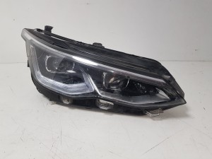LAMPA PRAWA PRZEDNIA FULL LED VW GOLF 8 VIII  5H1941060 USZKODZONA