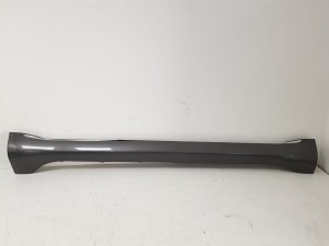 Jeep Grand Cherokee WK2 10-21 listwa progowa Summit prawa