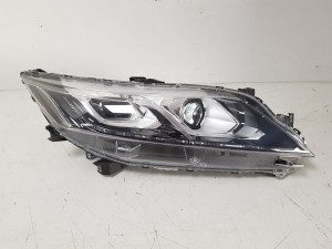 MITSUBISHI ECLIPSE CROSS 17- LAMPA PRAWA PRZEDNIA PRZÓD ZWYKŁA + LED REFLEKTOR