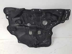 MAZDA 6 GJ III 3 12- WYGŁUSZENIE DRZWI PRAWE PRZEDNIE GHR15997XC