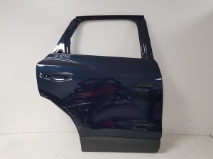 DRZWI PRAWE TYLNE PRAWY TYŁ AUDI Q3 II 83A 18- DO LAKIEROWANIA