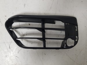 BMW X1 F48 15-19 SPORT KRATKA ZDERZAKA LEWA PRZÓD PRZEDNIA PDC 7383355