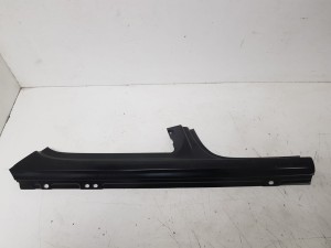 VOLVO V60 19- 23 SŁUPEK GÓRNY LEWY TYŁ DACHOWY TYLNY NOWY 