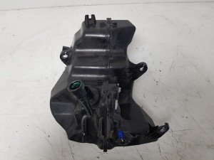 VW CADDY 15-20 2K5131877A ZBIORNIK ADBLUE ZBIORNICZEK