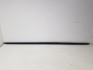 AUDI A4 B9 S-LINE LISTWA PROGOWA PRAWA PRÓG 8W0853931