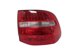 PORSCHE CAYENNE I LIFT 07-10 LAMPA TYŁ PRAWA EUROPA LED 7L5945208A