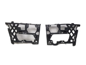 VW GOLF VII 7 12-20 ŚLIZG MOCOWANIE ZDERZAKA PRZÓD PRAWY PRAWE PRZEDNIE 5G0807724D