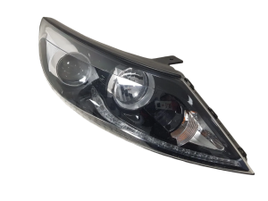 KIA SPORTAGE 3 III 10-15 LAMPA PRAWA PRZEDNIA PRZÓD SOCZEWKA + LED IGŁA 92102-3U250  EUROPA  