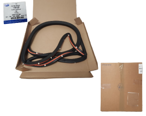 FABRYCZNIE NOWA ORYGINALNA USZCZELKA DRZWI TYLNYCH PRAWYCH FORD MONDEO KOMBI MK4 IV 4 08-15 7871-A247A14-AF 1534567