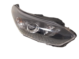 KIA PROCEED CEED 3 III LIFT CD 21 22 23 LAMPA PRAWA PRZEDNIA PRZÓD SOCZEWKA EUROPA IDEALNA 92102-J7051 92102J7051