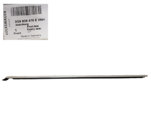 NOWA ORYGINALNA LISTWA ZGARNIAJĄCA DRZWI CHROM VW PASSAT B8 VARIANT KOMBI LEWY TYŁ 3G9839475E