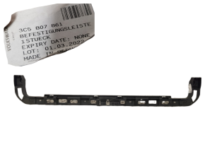 ORYGINALNY SLIZG ZDERZAKA TYLNEGO VW PASSAT B6 SEDAN 05-10 3C5807861