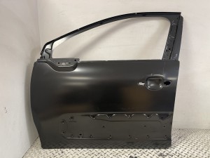 NOWE LEWE PRZEDNIE DRZWI NA LISTWE LEWA PRZÓD CITROEN C3 III 3 16-23 9812674380