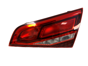 TYLNA LAMPA PRAWA W KLAPE AUDI A3 LIFT 8V4 5 16- DRZWI SPORTBACK ORYGINALNA 8V4945076