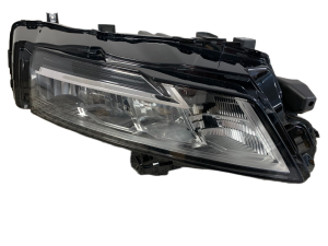 NISSAN X-TRAIL 4 IV T33 ROGUE 21- LAMPA PRAWA PRZEDNIA PRZÓD FULL LED EUROPA 